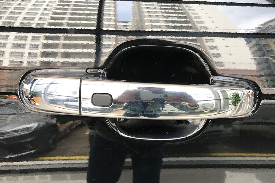 Ngoại thất Ford Everest Titanium 2.0L AT 4WD - Hình 9