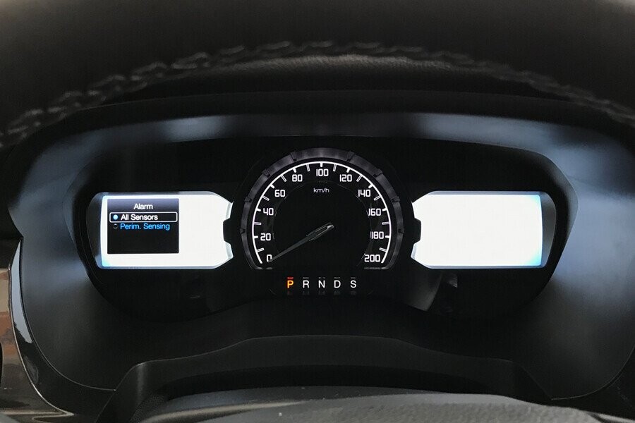 Nội thất Ford Everest Titanium 2.0L AT 4WD - Hình 13